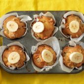 Banana walnut muffins