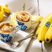 Ρολάκια κανέλας με μπανάνα Chiquita σε κούπα