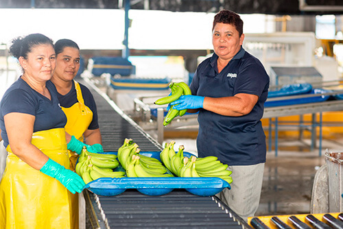 Η Chiquita υπερασπίζεται τα δικαιώματα των γυναικών