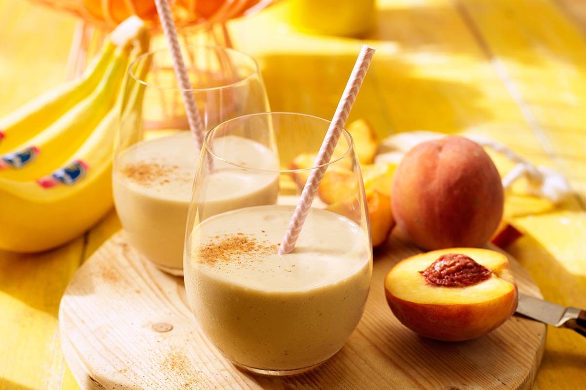 Εύκολο smoothie με ροδάκινα και μπανάνες Chiquita