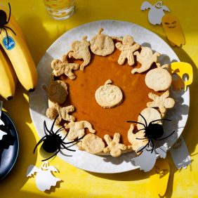 Εύκολη Τάρτα Κολοκύθας με Μπανάνες Chiquita για το Halloween