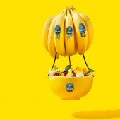 Κλασικό Μπωλ Φρουτοσαλάτας με Πλωτή Μπανάνα Chiquita