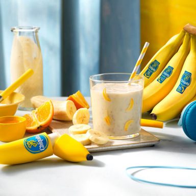 Smoothie με μπανάνα Chiquita, πορτοκάλι και μέλι